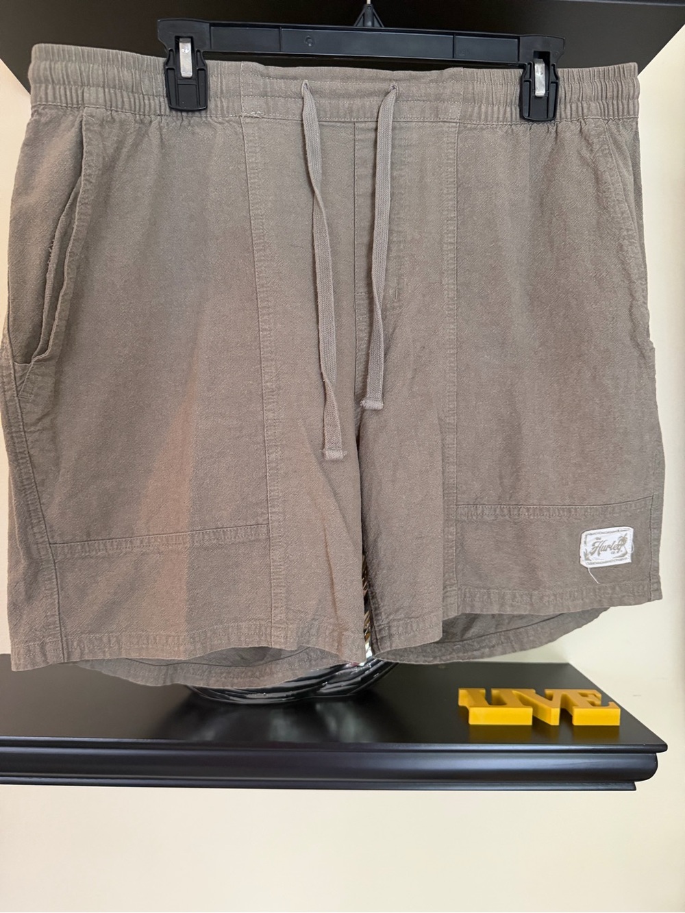 Hurley Men's Tan Drawstring Hybrid Shorts